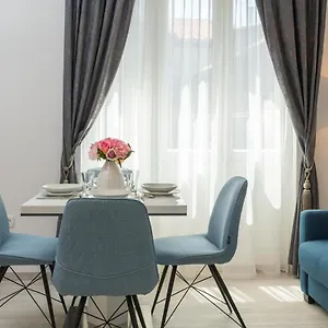 Luxury & Seven 3*, Split Kroatien