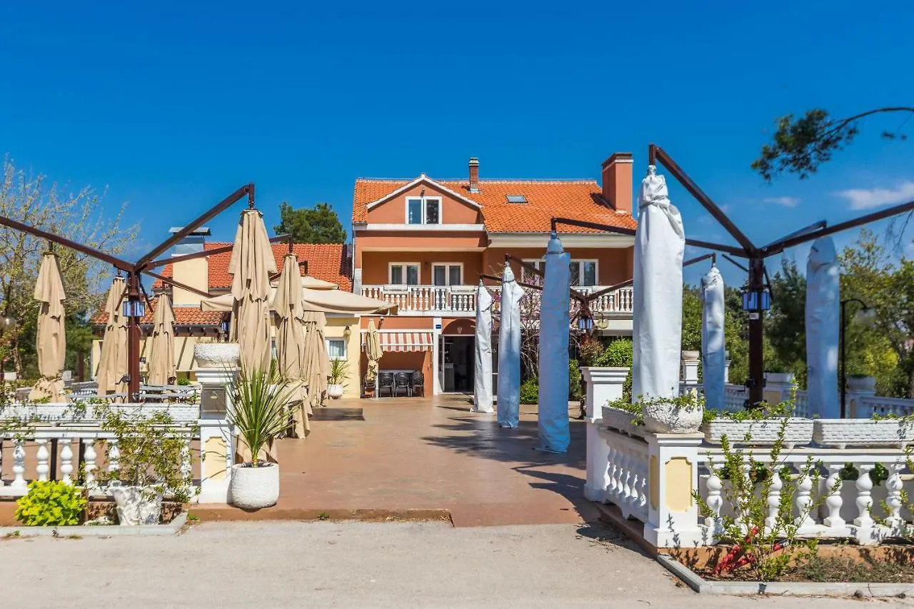 Pineta Rooms & More Zadar