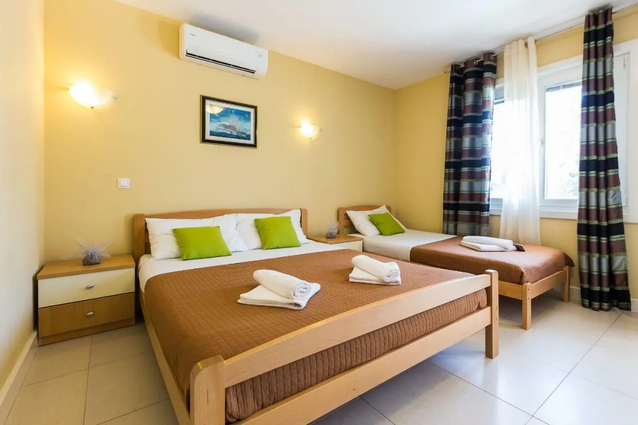 Pineta Rooms & More Zadar 3*,  Kroatien