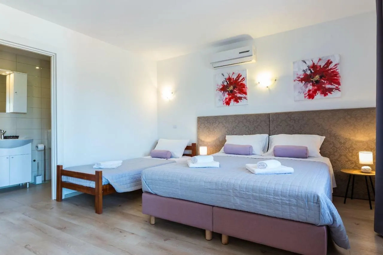 Gasthof Pineta Rooms & More Zadar