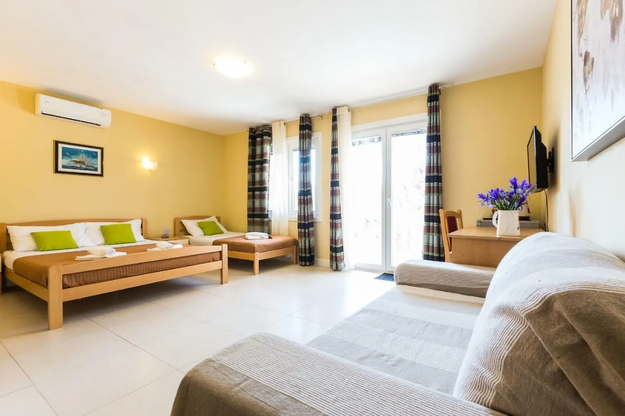 Pineta Rooms & More Zadar 3*,  Kroatien