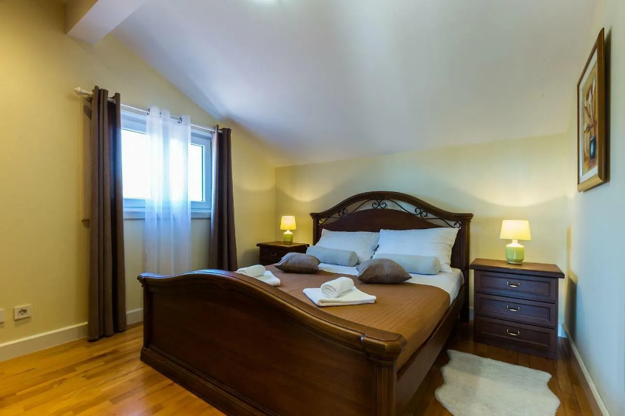 Pineta Rooms & More Zadar 3*,